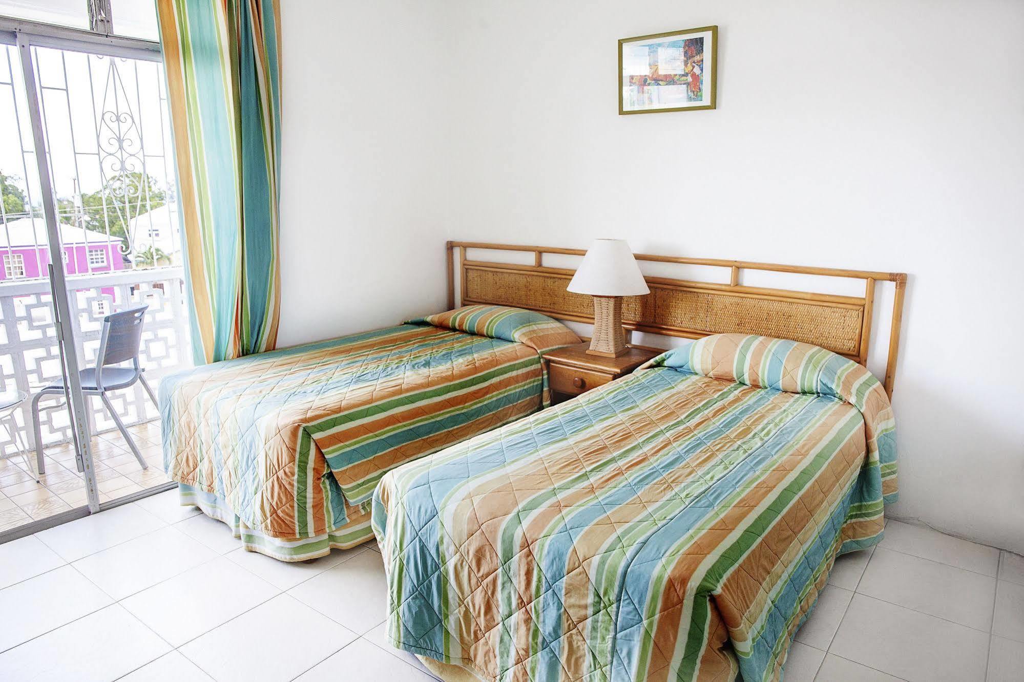 Adulo Apartments Bridgetown Exterior foto